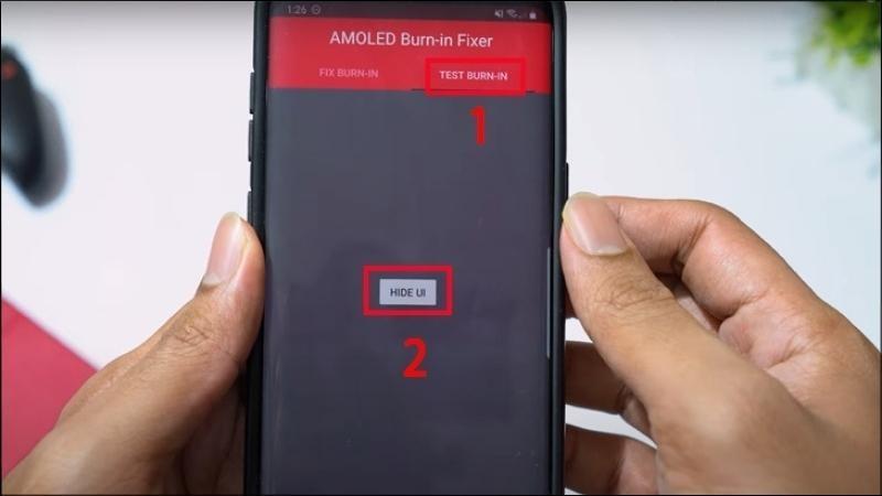 Nhấn chọn Test Burn-In > Chọn Hide UI nhằm xác định điểm bị mờ trên máy