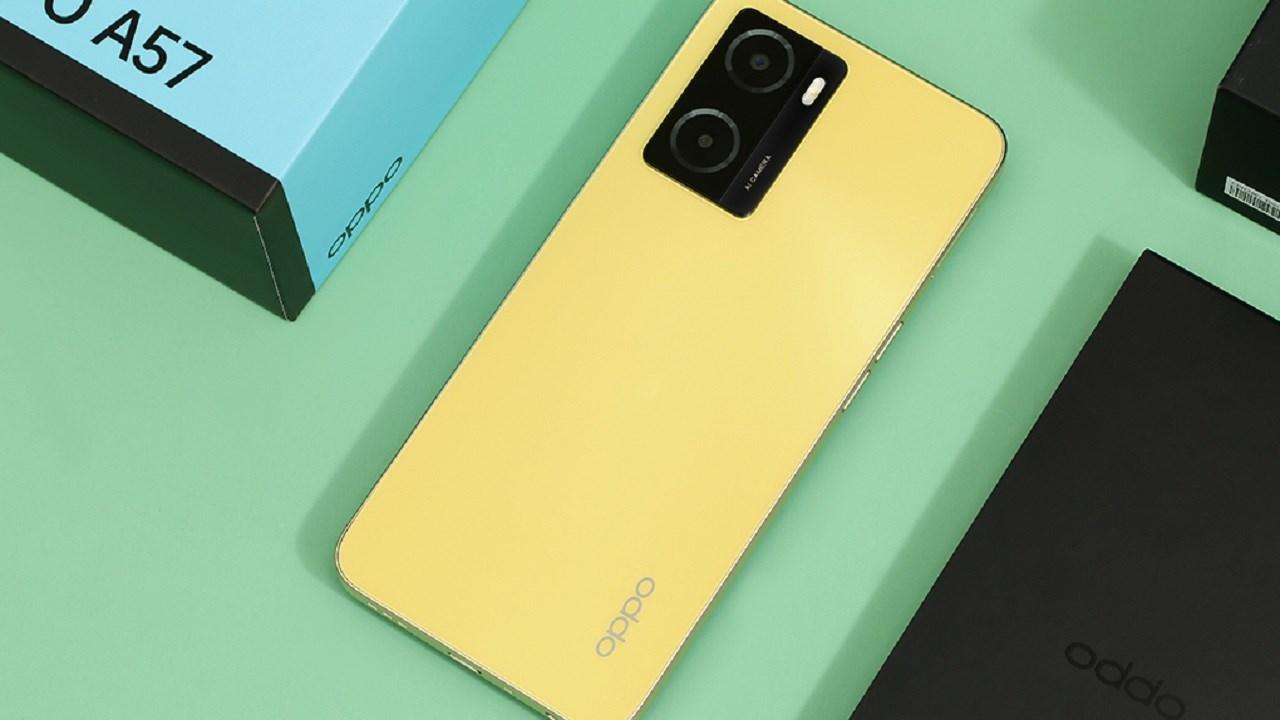 OPPO A57: Điện thoại màu Vàng giá rẻ đầu xuân