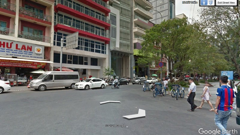 alt text: Hình ảnh chế độ Street View trên Google Earth