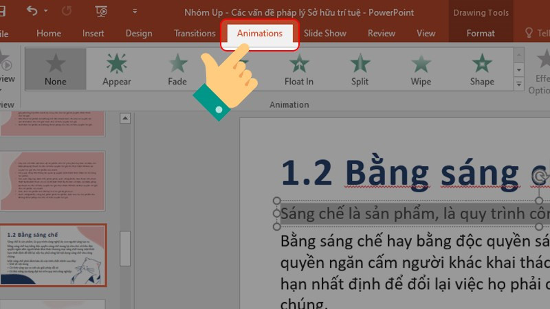 alt: Chọn văn bản và tab Animations trong PowerPoint