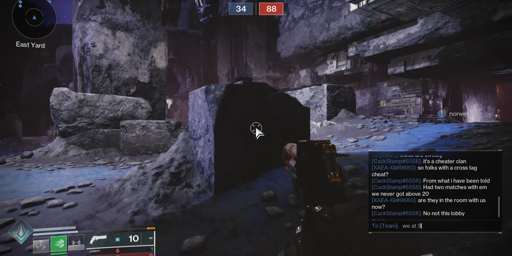 Cận cảnh Crest rơi ra trong chế độ Supremacy của Destiny 2 Guardian Games.