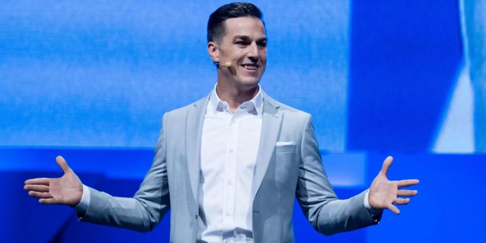 Chân dung ông Andrew Wilson, CEO Electronic Arts, người lên tiếng về chiến lược giá game của EA