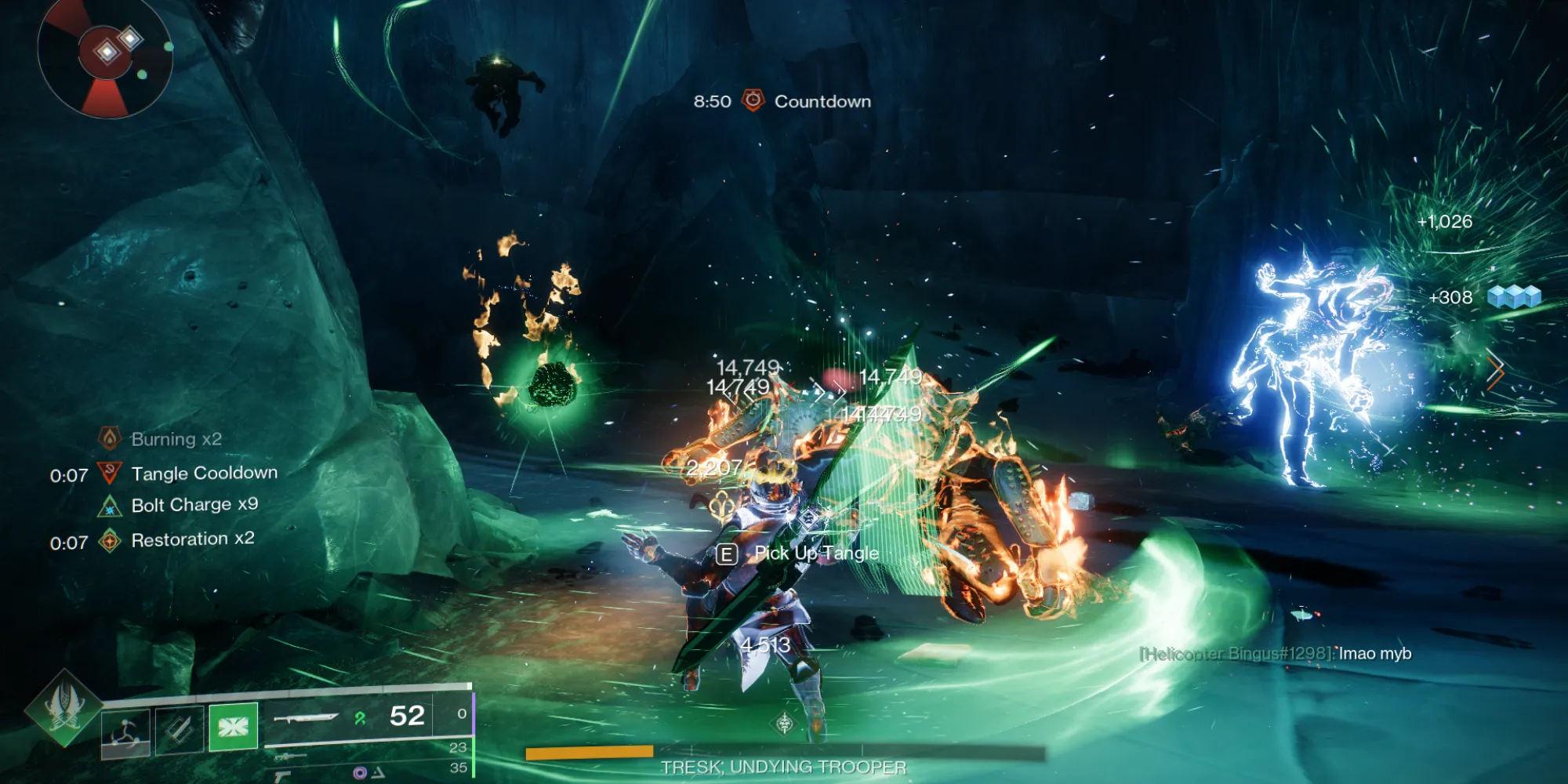 Chiến binh Guardian chiến đấu với kẻ thù trong Court of Blades Destiny 2