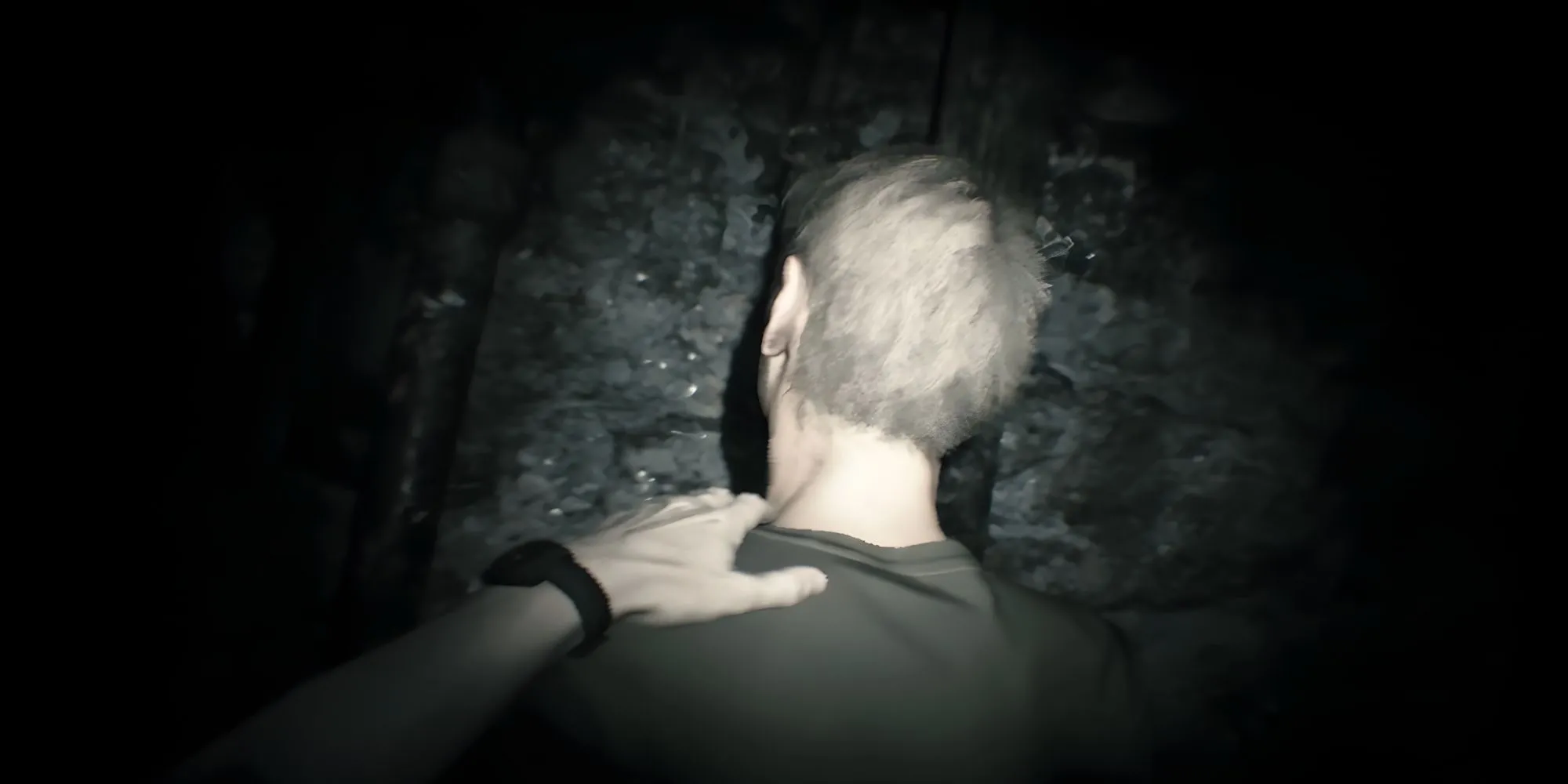 Clancy tìm thấy Andre trong Resident Evil 7: Beginning Hour