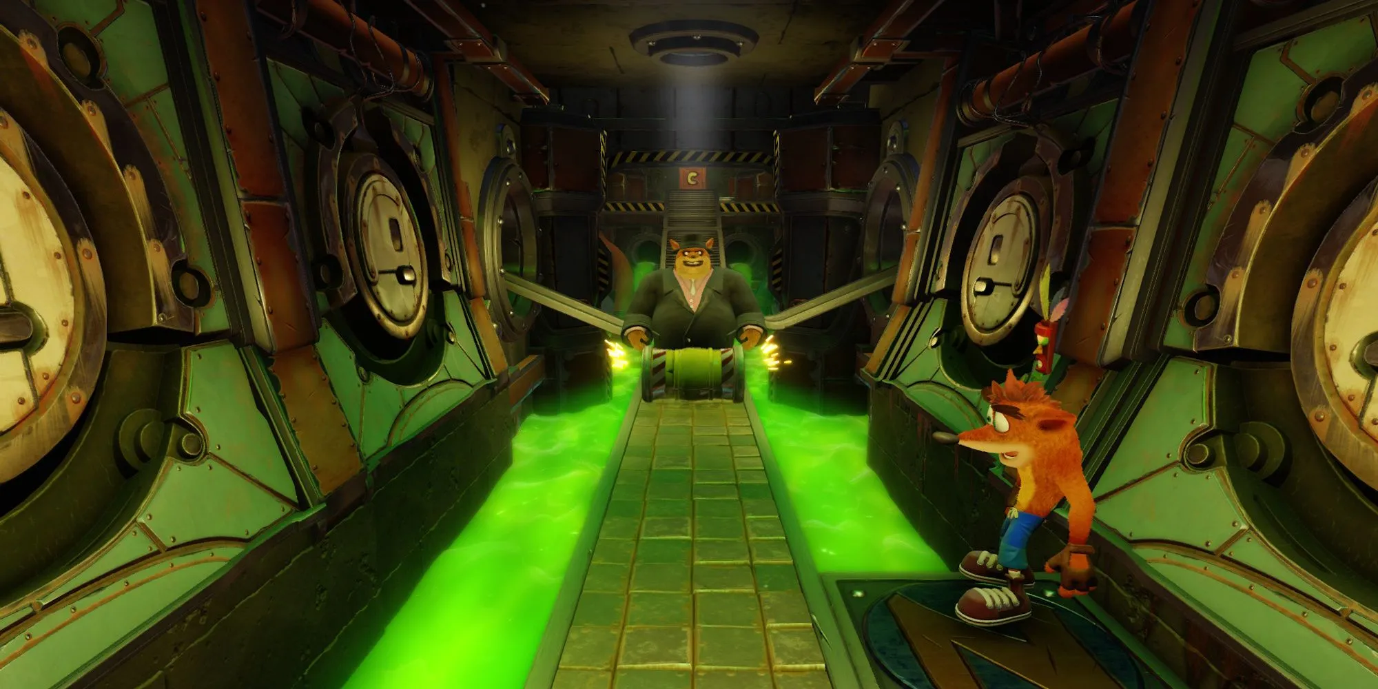 Crash Bandicoot né tránh thùng độc lăn trong màn Toxic Waste