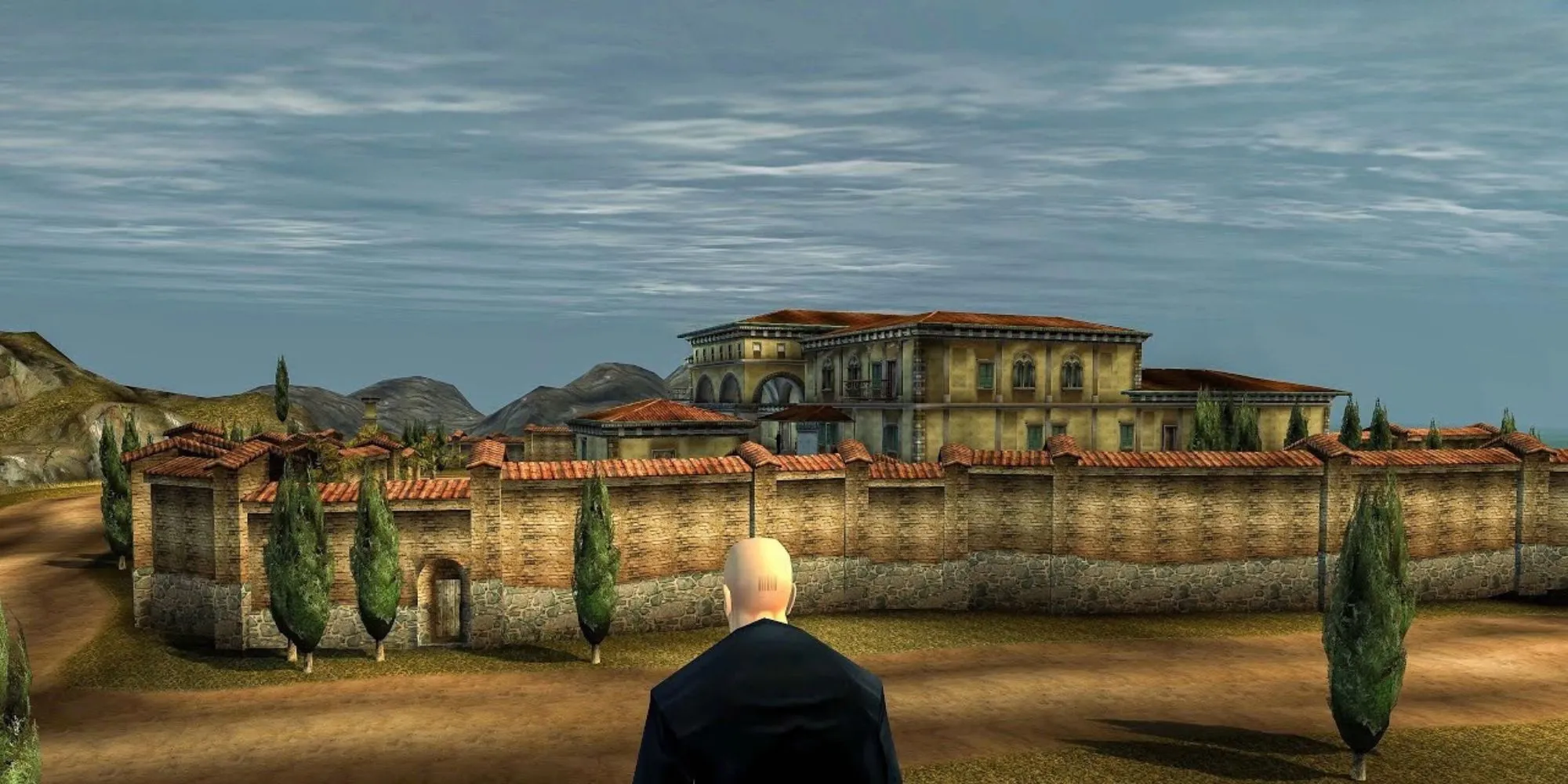 Đặc vụ 47 trong Hitman 2 Silent Assassin với đồ họa cũ kỹ