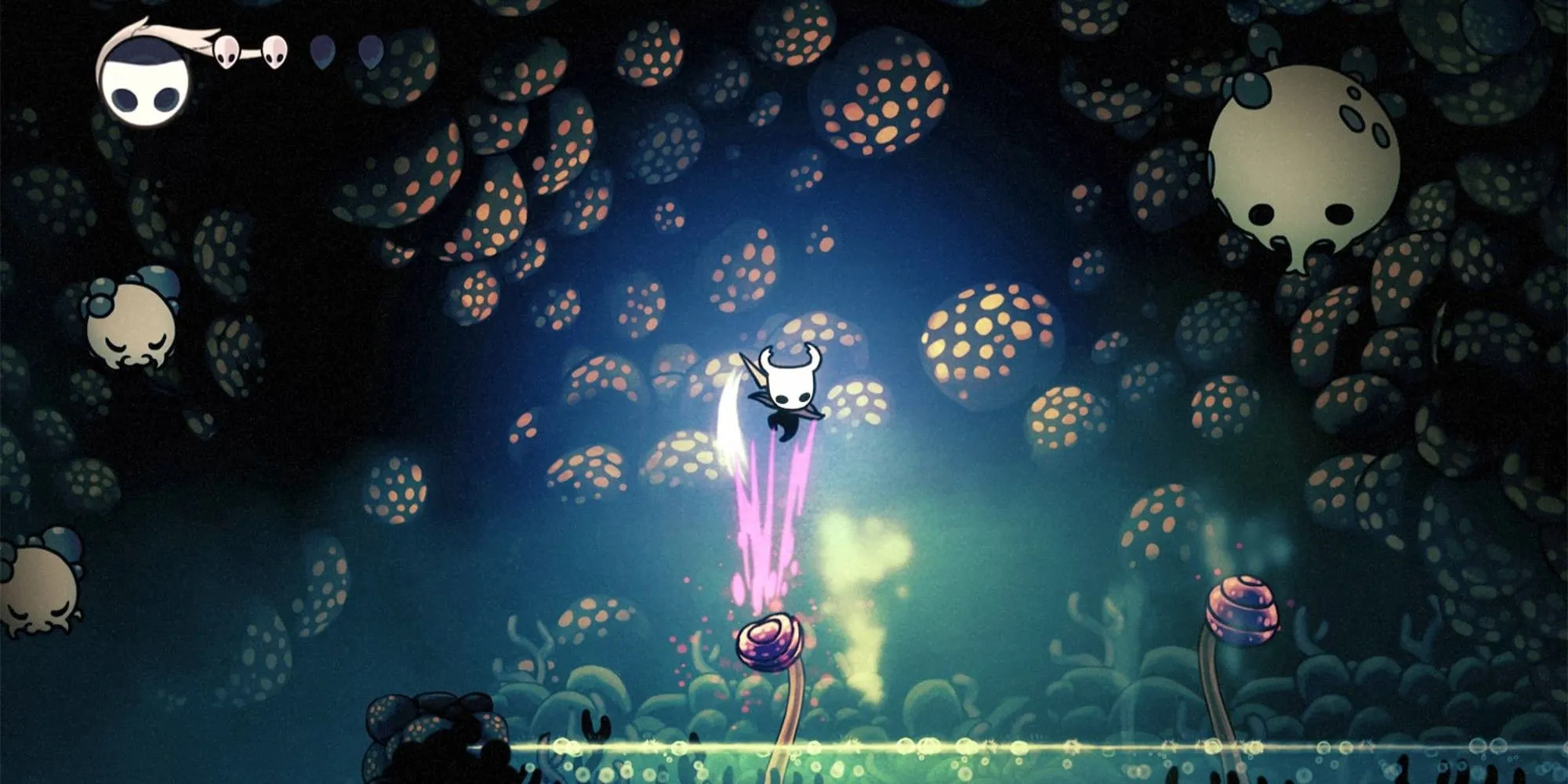 Hiệp sĩ nhỏ bé nhảy trên một cây nấm phát sáng trong Hollow Knight
