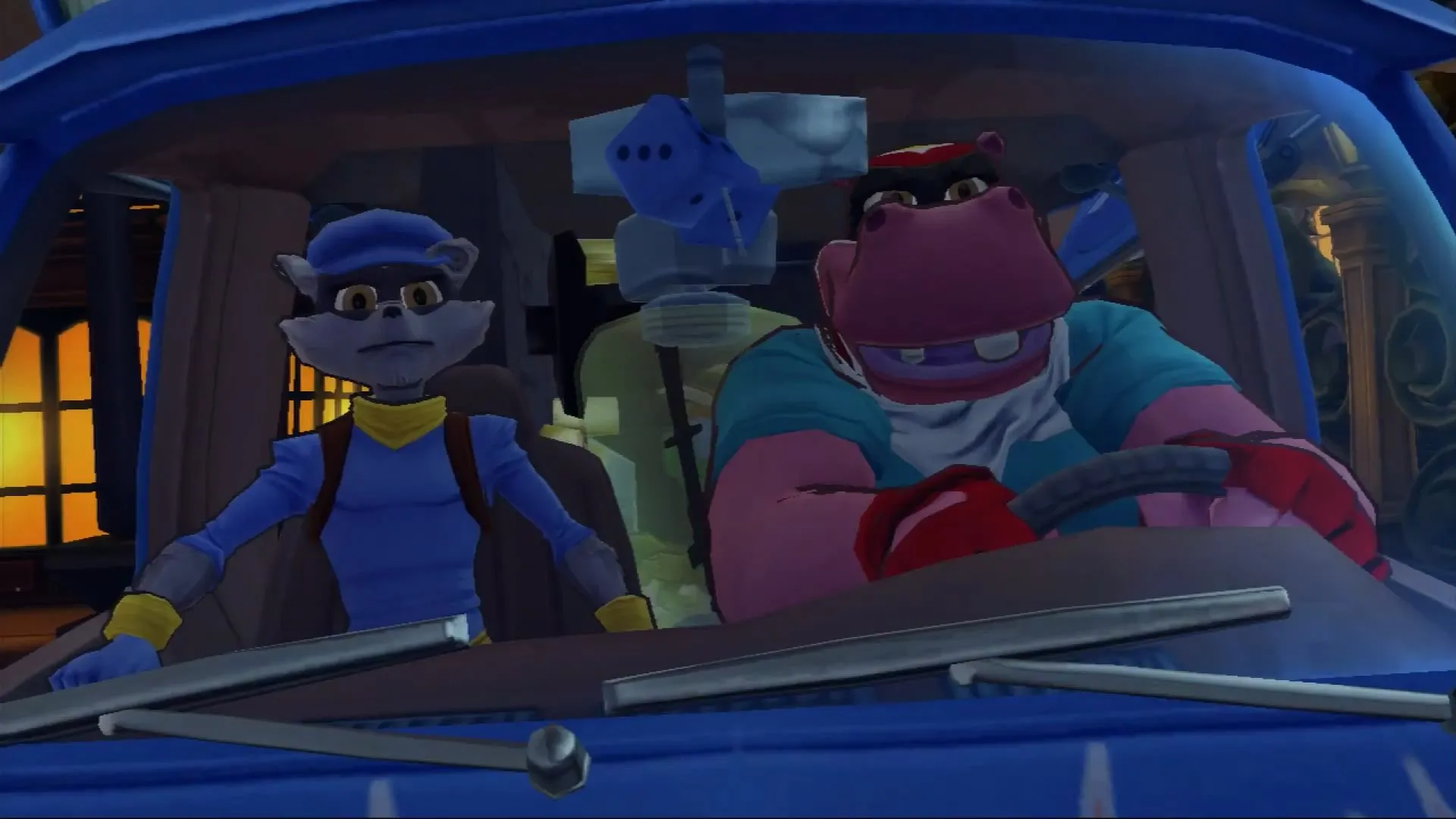 Hình ảnh Sly Cooper đang thực hiện một vụ đột nhập
