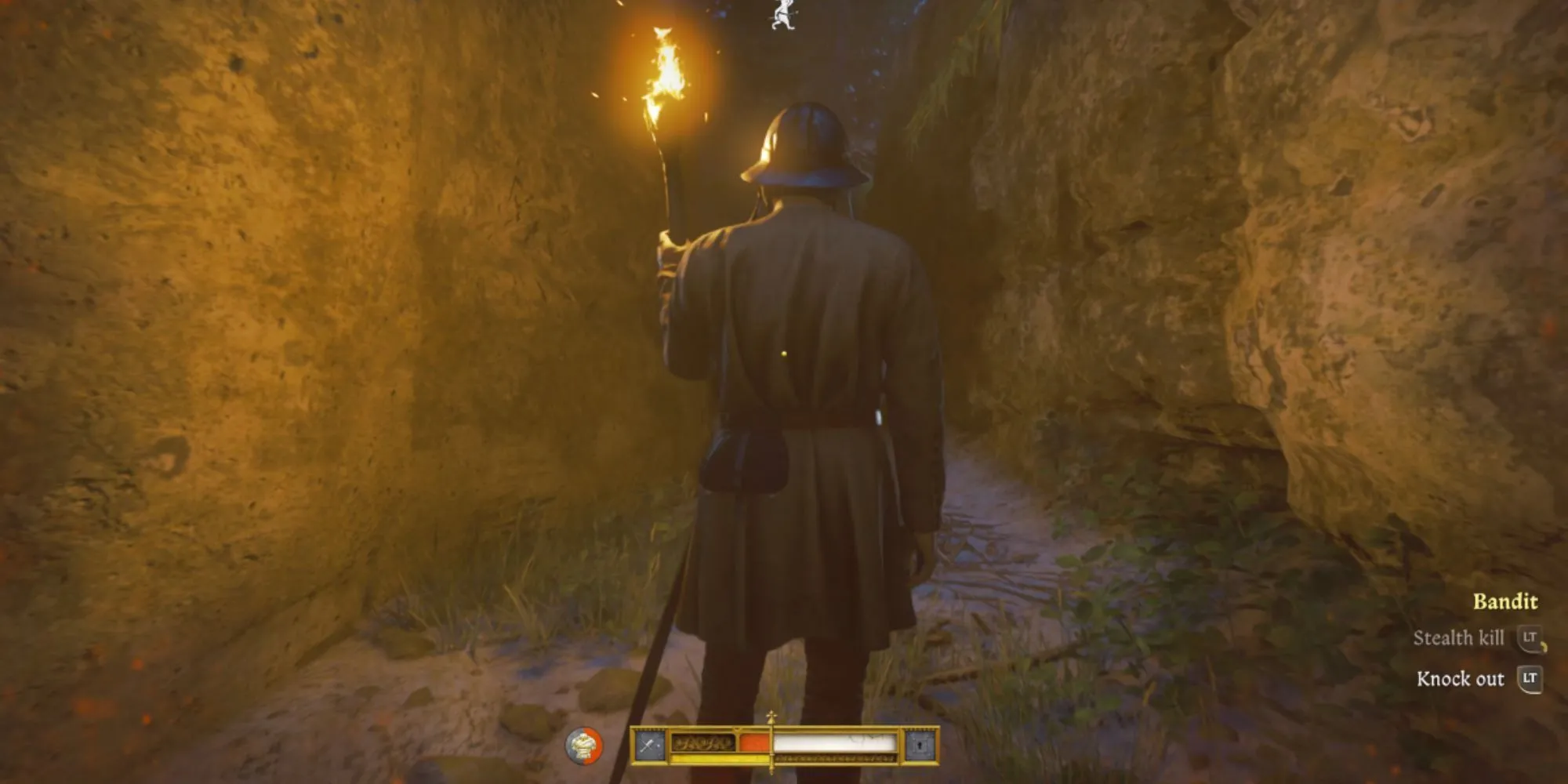 Nhân vật Henry thực hiện hành động lén lút trong Kingdom Come Deliverance 2